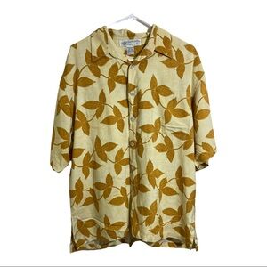 Pineapple moon silk Hawaiian floral button down mens shirt. Size Large